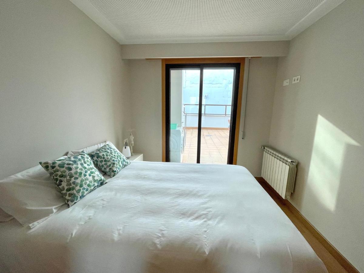 Estudio Centrico 1 Con Terraza Y Parking Privado Ourense Dış mekan fotoğraf