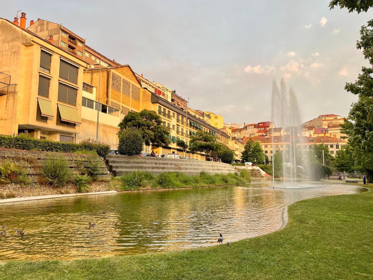 Estudio Centrico 1 Con Terraza Y Parking Privado Ourense Dış mekan fotoğraf